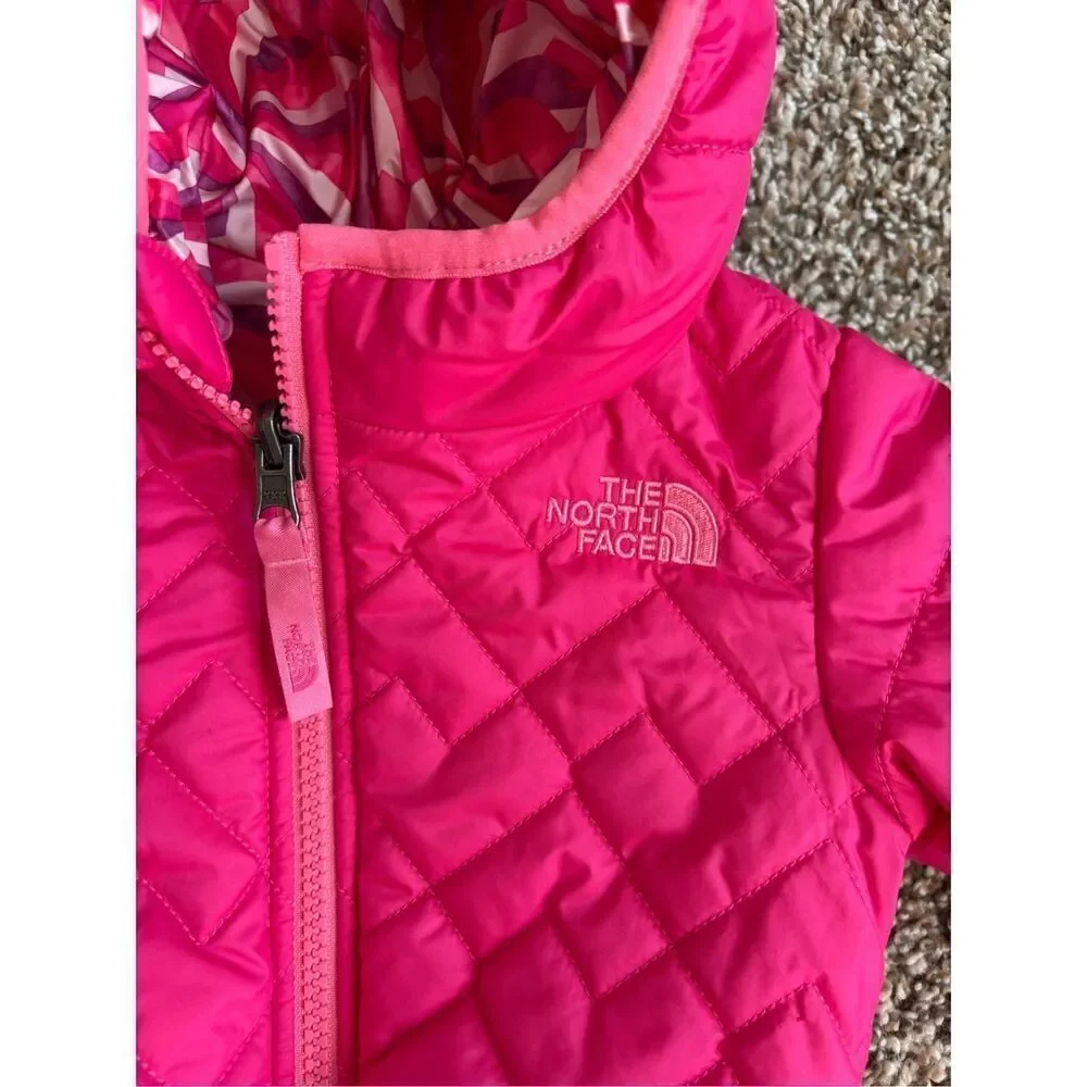 ❤️The North Face Infant Reversible Puffer Coat 0-3M